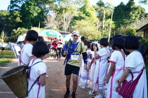 BIB: 2913
                            <button type="button" onclick="openModal(18992283)" class="btn btn-primary btn-sm float-right btn-popup" data-toggle="modal" data-target=".modal-high-quality">
                        <i class="fas fa-shopping-cart"></i> Add to Cart
                    </button>
                                            <button type="button" onclick="isThisMe(18992283, true)" class="btn btn-success btn-sm float-right btn-popup btn-isme hidden" data-toggle="tooltip" data-placement="bottom" title="นี่คือรูปของคุณใช่ไหม คลิกที่นี่เพื่อเอาเข้าอัลบั้ม">
                        <i class="fas fa-plus"></i> Add to album
                    </button>
                    <button type="button" onclick="isThisMe(18992283, false)" class="btn btn-warning btn-sm float-right btn-popup btn-isnotme hidden">
                        <i class="fas fa-ban"></i> Remove from album
                    </button>